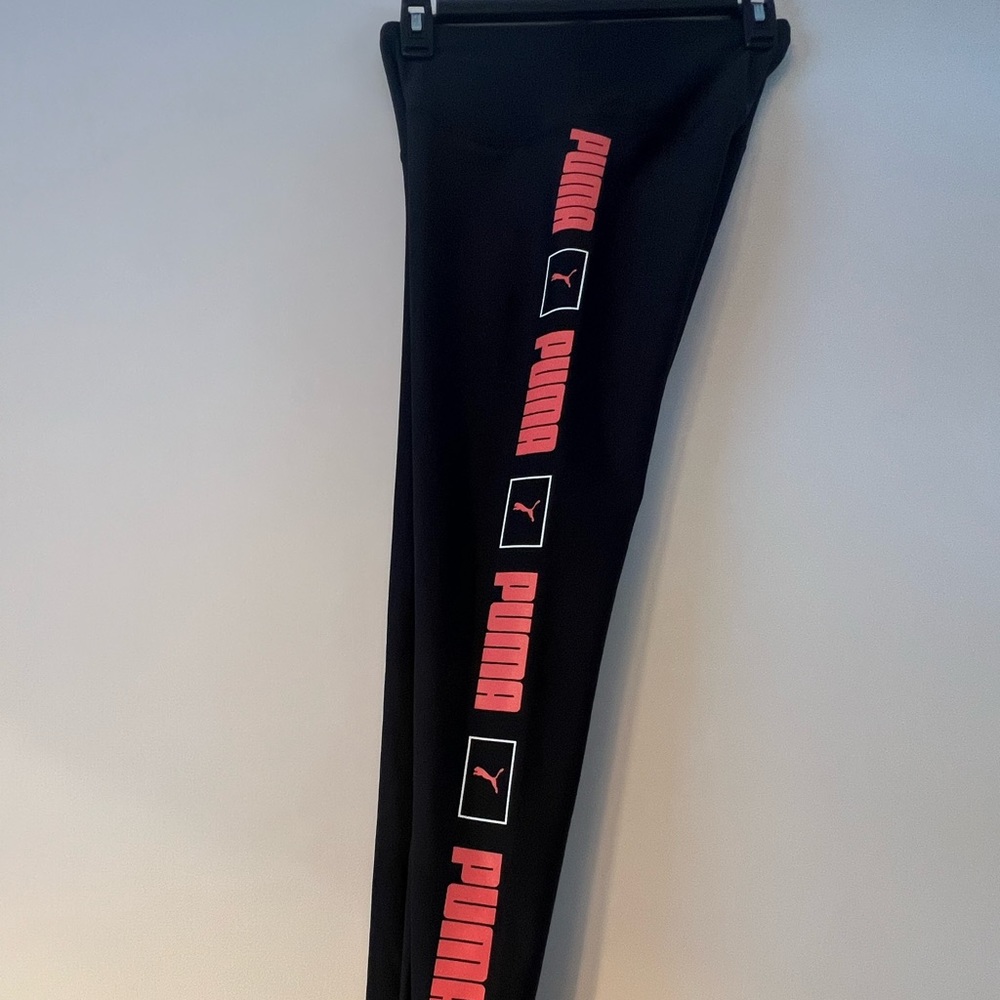 NEW with tags Women’s PUMA leggings size small